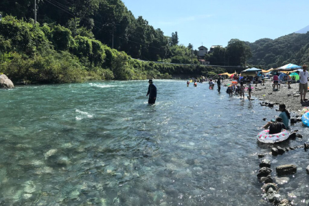 夏の穴吹川